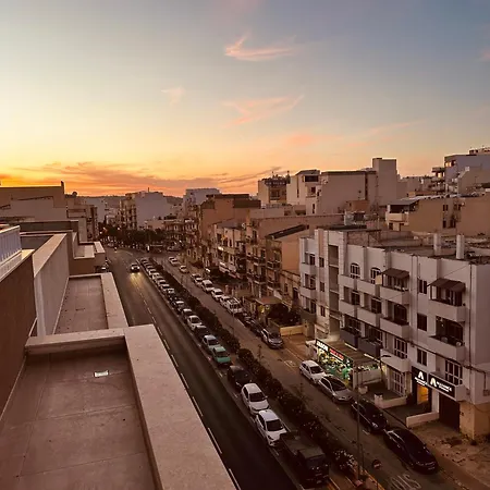 Palm Spring Penthouse Апартаменты *